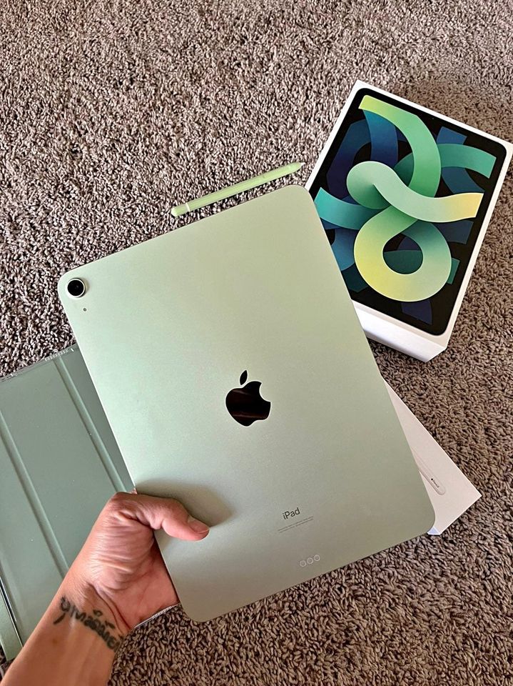 · Ipad Air 4 256GB Green WIFI only + Pencil A0123.